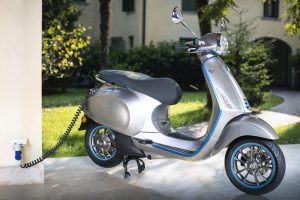 Elektrikli Vespa Elettrica T&uuml;rkiye'de