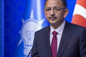 &Ouml;zhaseki: Ders notu aldığım kıza aşık oldum