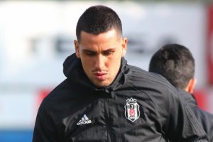 Enzo Roco'nun &uuml;lkesinden flaş iddia!