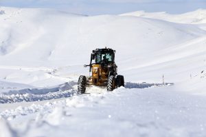 Doğuda 167 yerleşim yeri ulaşıma kapandı