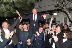 Millet İttifakı adayı &Ouml;zdemir: "Biz yapamayacağımız s&ouml;zleri vermiyoruz"