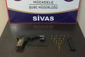 Uyuşturucu tacirleri tutuklandı