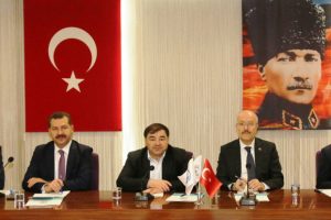 Yağlı G&uuml;reş Kurultayı'nın sonu&ccedil; bildirgesi a&ccedil;ıklandı