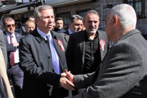 Mansur Yavaş'a "Sen buraya yakışmıyorsun" tepkisi