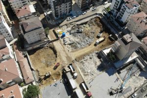 &Ccedil;&ouml;ken binanın yerine yapılacak binanın temeli atıldı