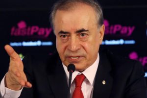 Galatasaray Başkanı Cengiz basın toplantısında konuştu