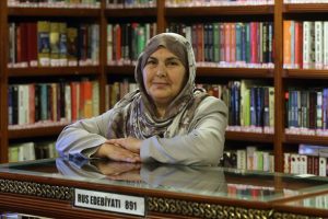 Bir yılda okuduğu 200 kitapla 'Sıradışı Okur' &ouml;d&uuml;l&uuml;n&uuml; kazandı