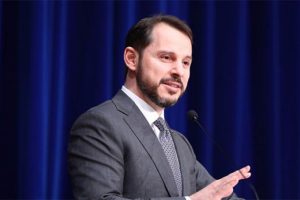 Bakan Albayrak otob&uuml;s işletmecilerine m&uuml;jdeyi verdi