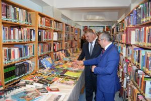 En &ccedil;ok kitap okuyanlar &ouml;d&uuml;l aldı
