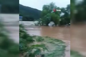 Bolivya felaketi yaşadı: 33 &ouml;l&uuml;