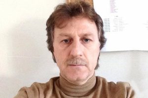 Eski futbolcu Demiriz'e FET&Ouml;'den hapis cezası
