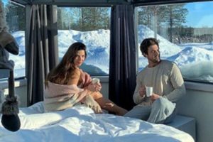 Burak-Larissa Gacemer &ccedil;iftinden romantik kış tatili