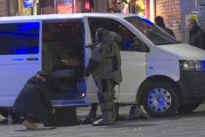 6 şehirde bomba ihbarı: Polis alarma ge&ccedil;ti