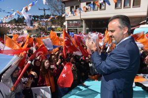 Dağ ilçeleri Bursa Büyükşehir Belediye Başkanı Aktaş'ı bağrına bastı