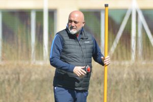 Hikmet Karaman: Milli gururu Şenol G&uuml;neş ile getirdiler