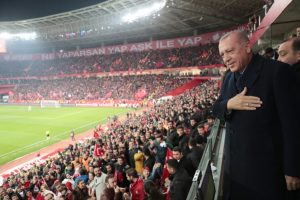 Erdoğan'dan Eskişehirspor'a reklam panosu jesti