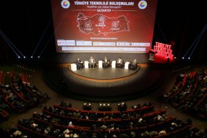 Ga&uuml;n'de T&uuml;rkiye teknoloji buluşmaları