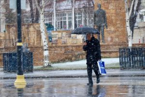 Meteorolojiden 5 il i&ccedil;in kar yağışı ve soğuk hava uyarısı