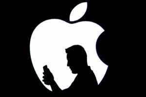 Apple ile Qualcomm arasındaki patent kavgası b&uuml;y&uuml;yor