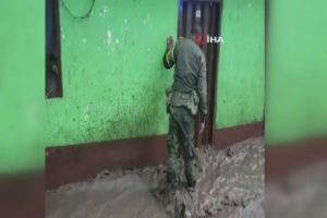 Kolombiya'da aşırı yağışlardan 5 kişi &ouml;ld&uuml;