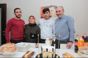 18 yaşına giren oğluna anneden demokrasi dersi