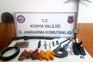Ka&ccedil;ak kazı yapmaya hazırlanan 5 kişiye g&ouml;zaltı