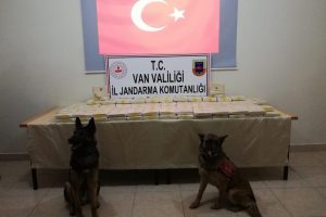 Jandarmadan nefes kesen uyuşturucu operasyonu