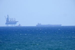 Adana'da petrol umudu tavan yaptı