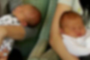 &Ccedil;in'deki ikiz bebeklerin babaları farklı &ccedil;ıktı