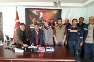 Pazarlar'da taşeron iş&ccedil;iler sendikalı oldu