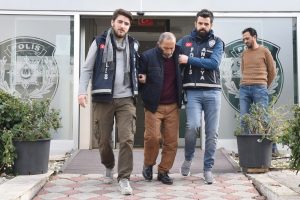 İla&ccedil;lı fındıkla soyguna 4 yıl hapis
