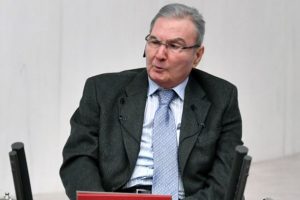 Deniz Baykal'ın sağlık durumuyla ilgili flaş gelişme