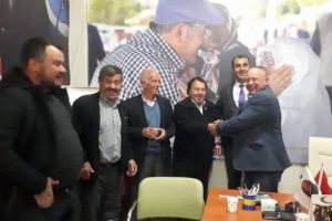 MHP İl&ccedil;e Başkanı Cam, CHP'ye ge&ccedil;ti