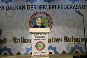 Emine Erdoğan: Zul&uuml;mler karşısında sesi en g&uuml;r &ccedil;ıkan &uuml;lke T&uuml;rkiye'dir