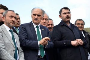 Bakan Kurum &Ccedil;avuşlu'daki &ccedil;&ouml;p tesis i&ccedil;in son noktayı koydu