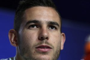 Tarihi transfer resmen a&ccedil;ıklandı!