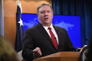 Pompeo, Uygur toplumu mensuplarıyla bir araya geldi