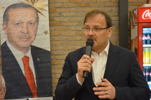 Hakan &Ccedil;avuşoğlu'ndan Bursa'da CHP'ye eleştiri