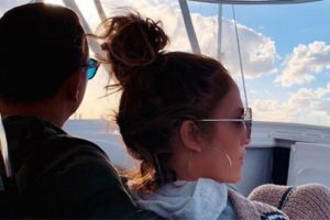 Jennifer Lopez'den "umursamıyoruz" mesajı