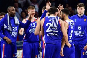 Anadolu Efes, İspanya deplasmanında