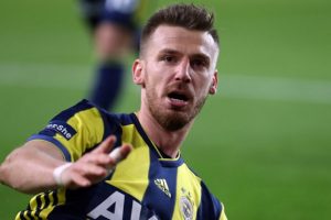 Galatasaray'dan Serdar Aziz'e ihtarname