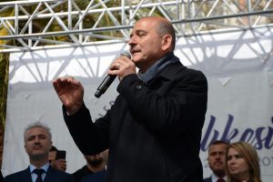 Soylu: "Dağlarda 700 ter&ouml;rist kaldı"