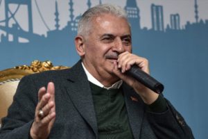 Binali Yıldırım: 'Pazar g&uuml;n&uuml; demokrasi bayramını birlikte yaşayacağız'
