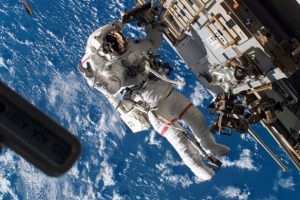 NASA, kadın astronotların 'giysi bedeni' skandalı ile ilgili a&ccedil;ıklama yaptı