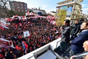 İmamoğlu: Bu şehrin damarlarına enjekte edilen partizanlık zehrini s&ouml;k&uuml;p atacağız