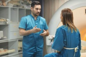 T&uuml;rkiye'de her yıl 160 bin kişi kanser oluyor