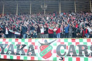 Karşıyaka'da hedef kapalı trib&uuml;n&uuml; doldurmak