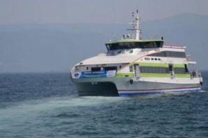 Deniz ulaşımına fırtına engeli