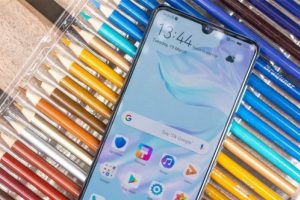 Huawei P30 Pro i&ccedil;in ilk g&uuml;ncelleme yayınlandı!