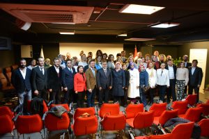 Bursa'da hastaların ayağına sağlık hizmetini g&ouml;t&uuml;ren personele teşekk&uuml;r belgesi